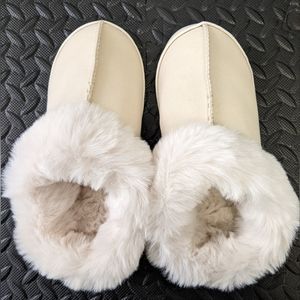 LC Lauren Conrad Slippers - Size Small (6/7)